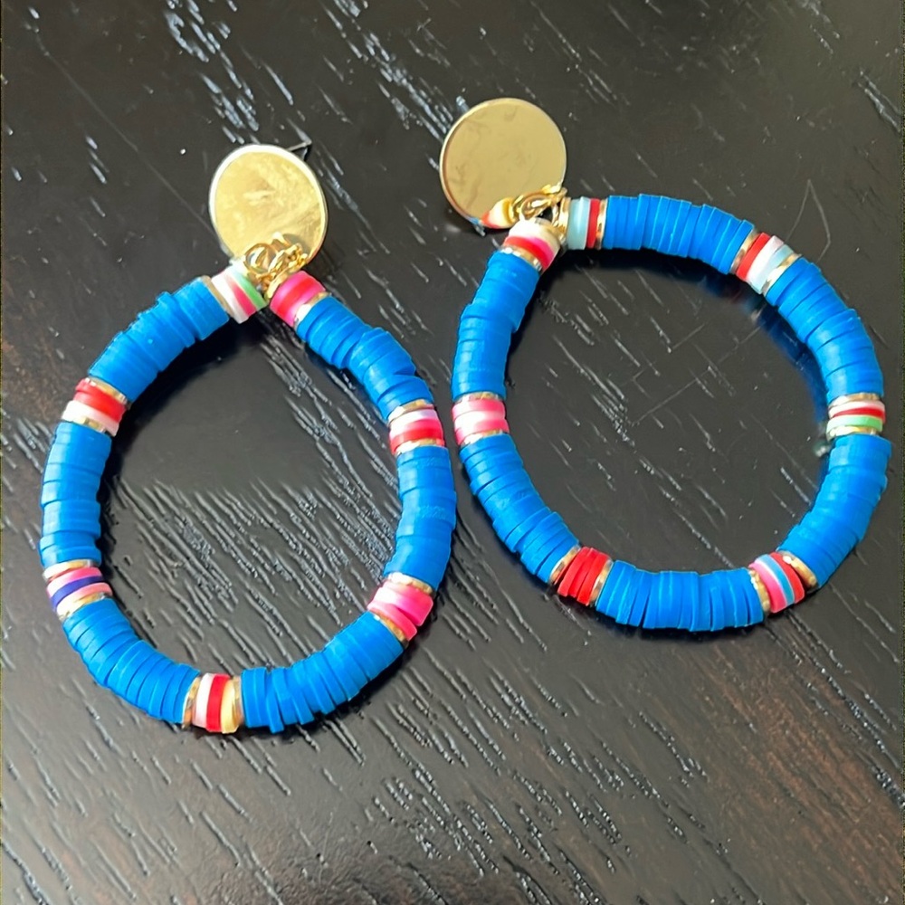 Blue hand beaded tribal pattern clay earrings-NWT